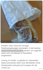 Ein Bild von einen Käsekornspitz, darunter problematisiert eine Whats-App Nachricht die Verwendung von Platik